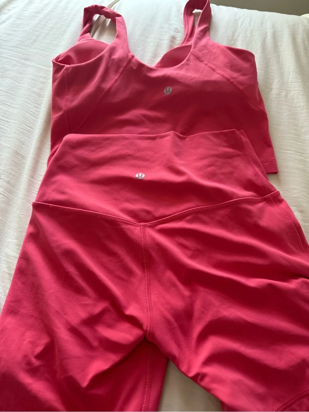 lululemon desert red Cropped Tank and High-Rise Bike Shorts Set